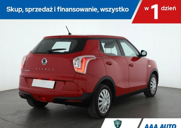 SsangYong Tivoli cena 43000 przebieg: 131390, rok produkcji 2016 z Okonek małe 301